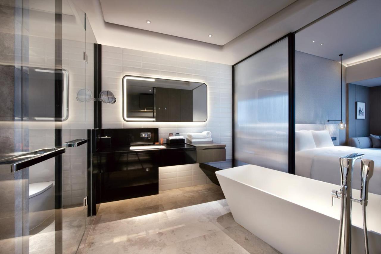Crowne Plaza Shenzhen World Exhibition And Convention Center, An Ihg Hotel Bagian luar foto